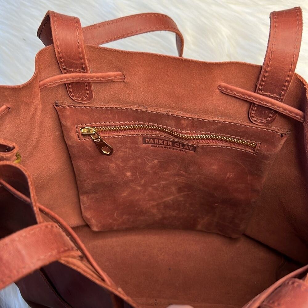 Parker Clay Emma Bucket Bag - Picture 9 of 13